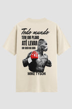 Camiseta Oversized Boxe Todos tem um plano até o primeiro soco