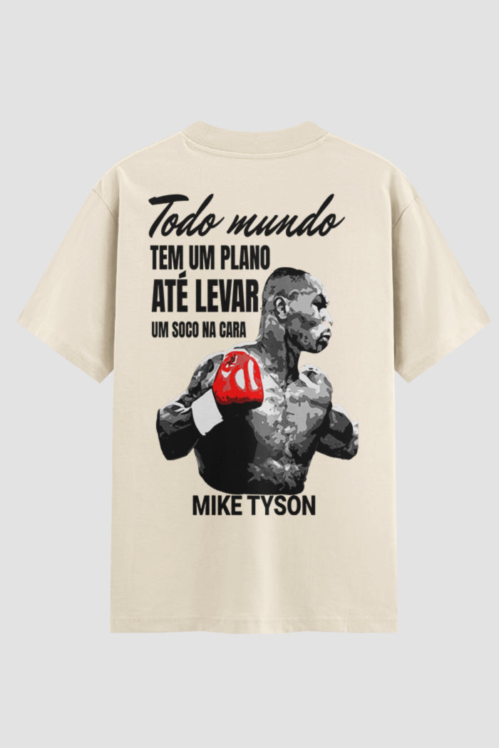 Camiseta Oversized Boxe Todos tem um plano até o primeiro soco