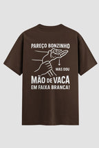 Camiseta Oversized Jiu-Jitsu pareço bonzinho mas dou mão de vaca em faixa branca Oversized jiu-jitsu OnFight P Chocolate Masculino